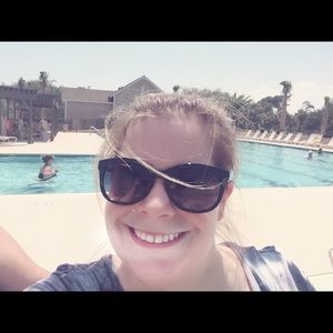 Meet your Posher, Jenna